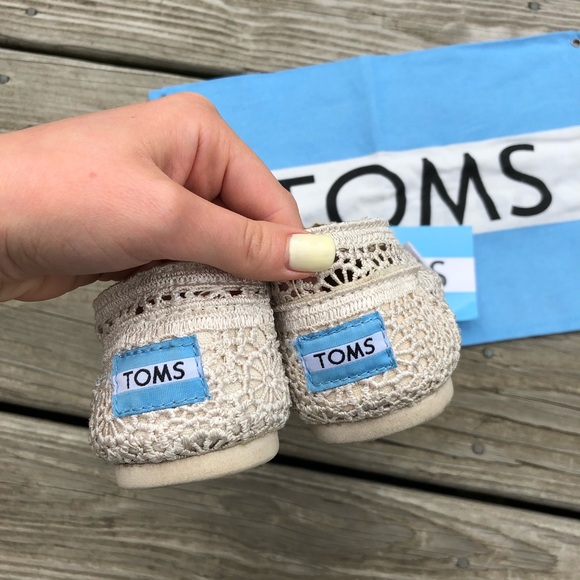 Toms Natural Crochet Espadrilles - Picture 5 of 6